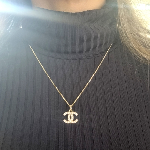 CHANEL Authentic Sparkle gold necklace - Picture 3 of 3